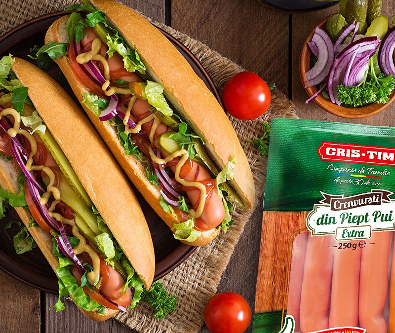 Hot dog cu Crenvurști din Piept Pui Extra